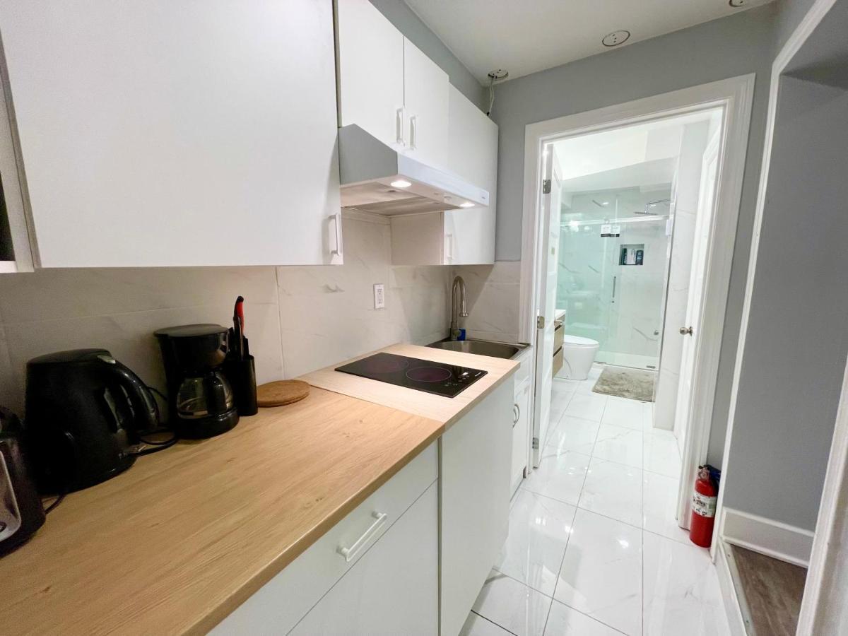 Newly Renovated Studio, Separate Entrance Montreal Exterior foto